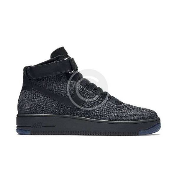 NIKE – Image 3