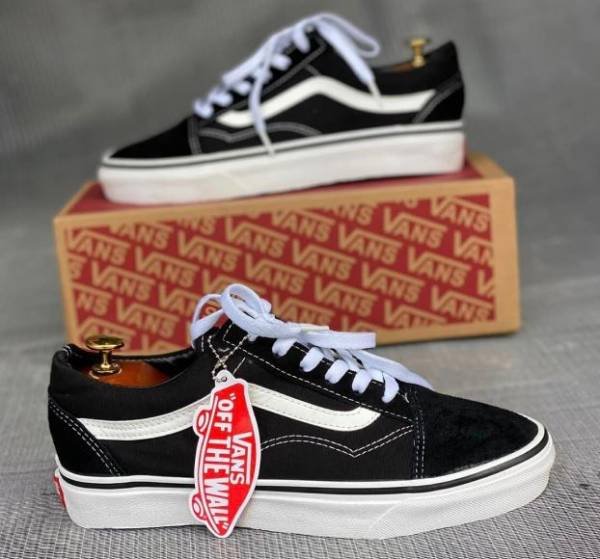 VAN'S